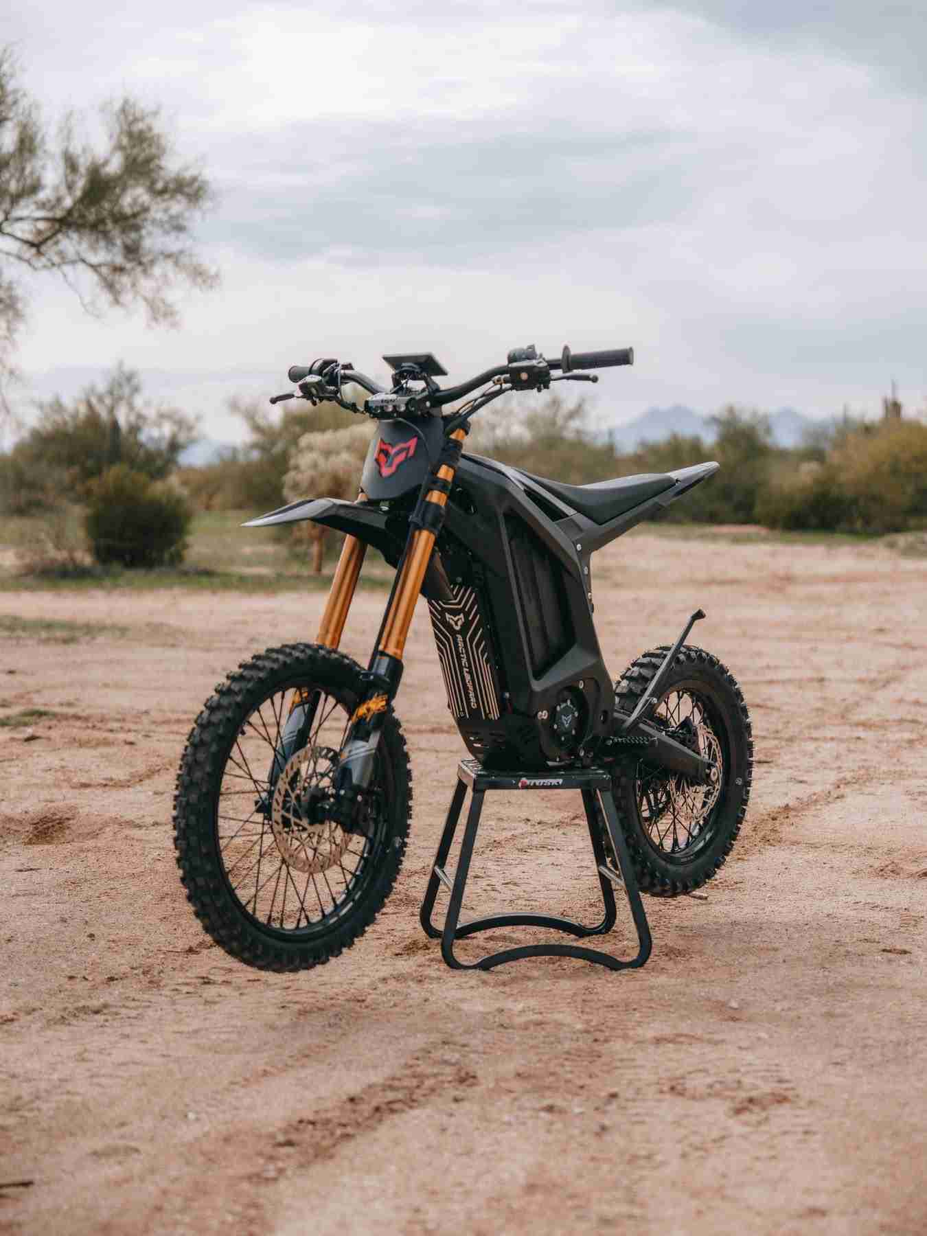 Arctic Leopard X-F PRO MX 19-16", X-F PRO MX 19-16" STREET LEGAL L1E-B