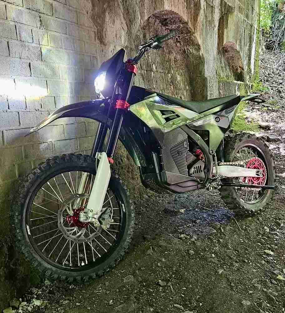 E-XE880 STREET LEGAL – ENDURO L3E A1 – immagine 1
