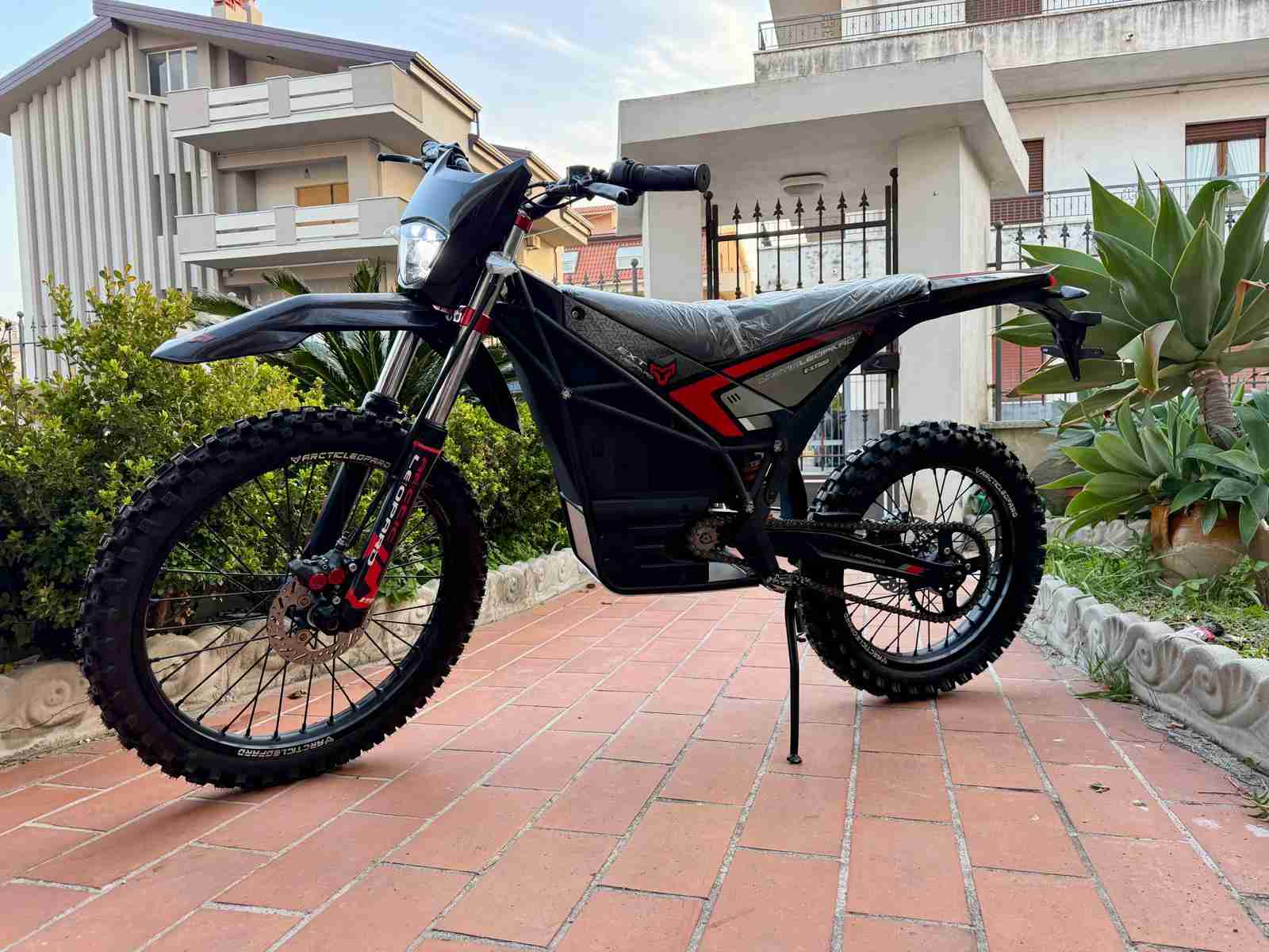 E-XT500 STREET LEGAL – OFF ROAD – immagine 4