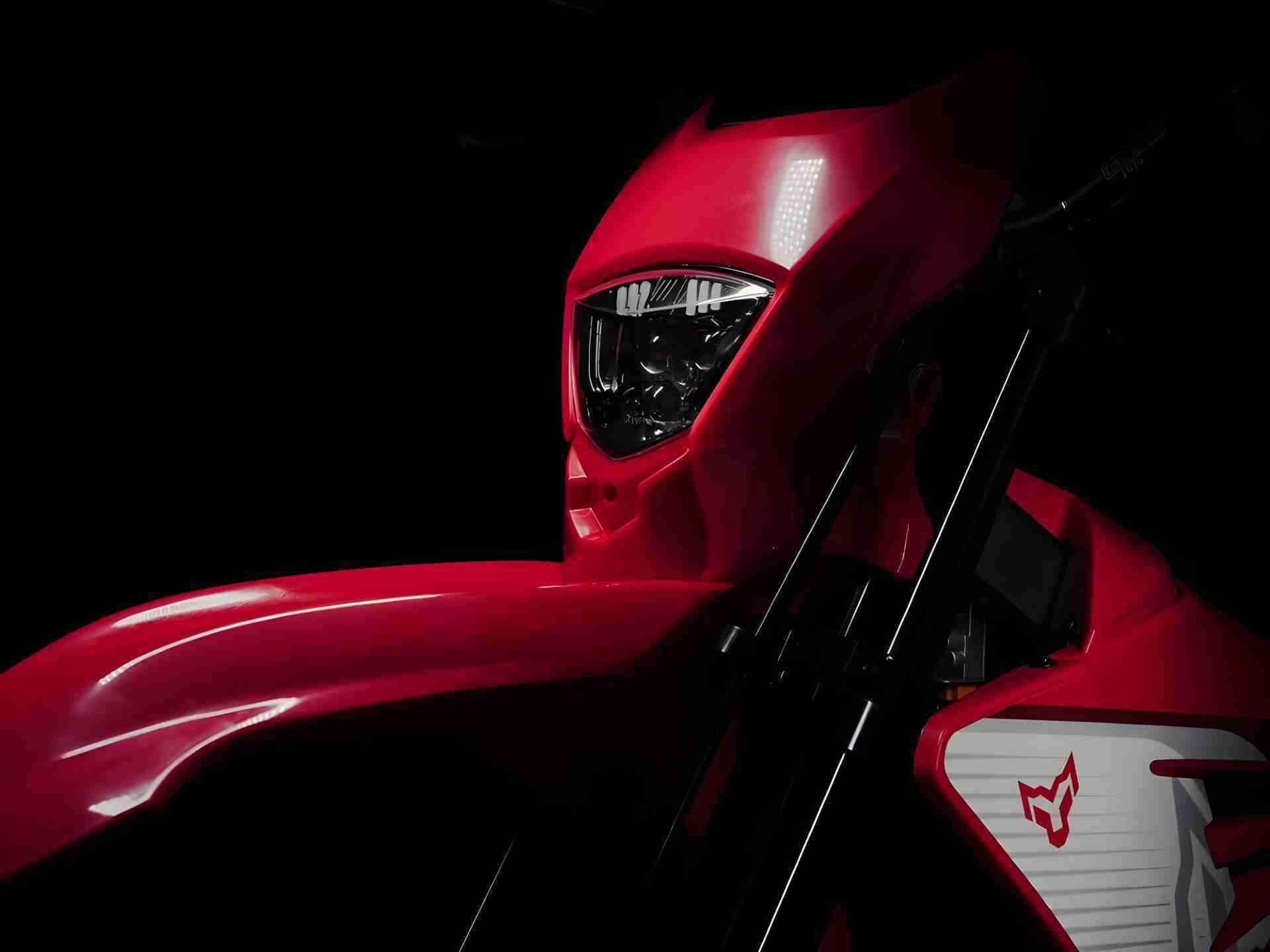 E-XE880 STREET LEGAL – ENDURO L3E A1 – immagine 9